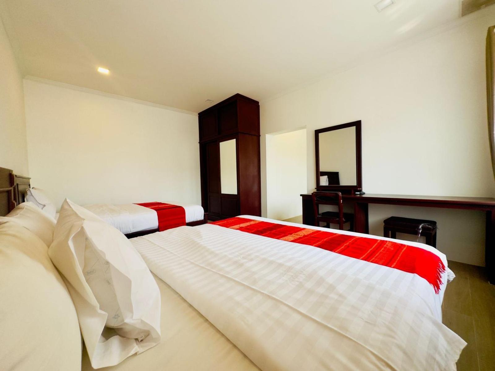 A P S Moutain View Hotel Vang Vieng Exterior photo